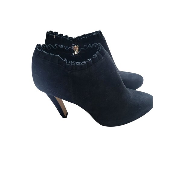 Banana Republic Sydney ruffle bootie Size 7.5 Office Wear Date Night Modern City - Picture 3 of 9